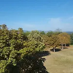 Domaine Lyon Saint Joseph Ξενοδοχείο