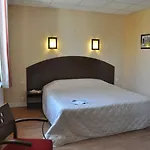 Ξενοδοχείο Domaine Lyon Saint Joseph 3*