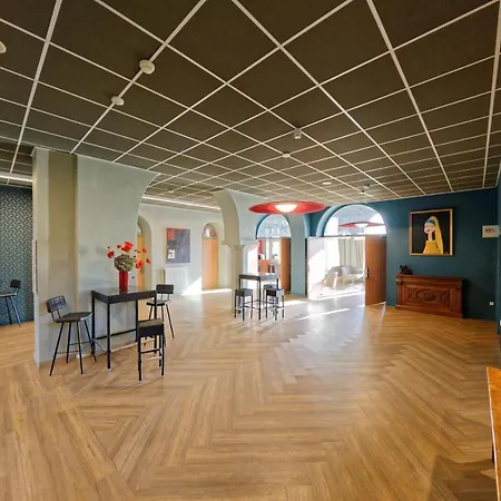Domaine Lyon Saint Joseph Отель 3*
