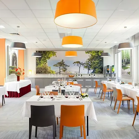 Domaine Lyon Saint Joseph Hotell